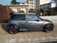 Mini Cooper Works Edition &quot;Silverflames&quot; Airbrush Lackdesign Flames
